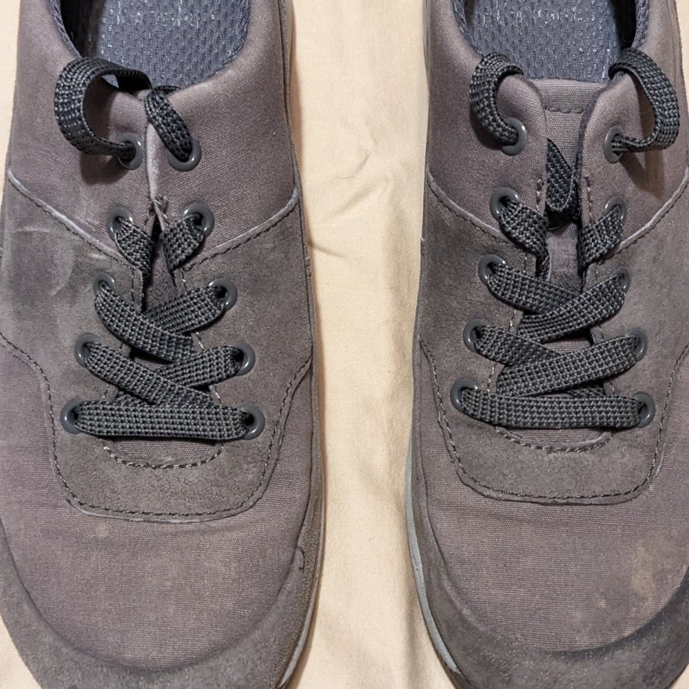 Dansko Womens Hayden Charcoal Suede Sneaker Size EU 38 US 7.5-8